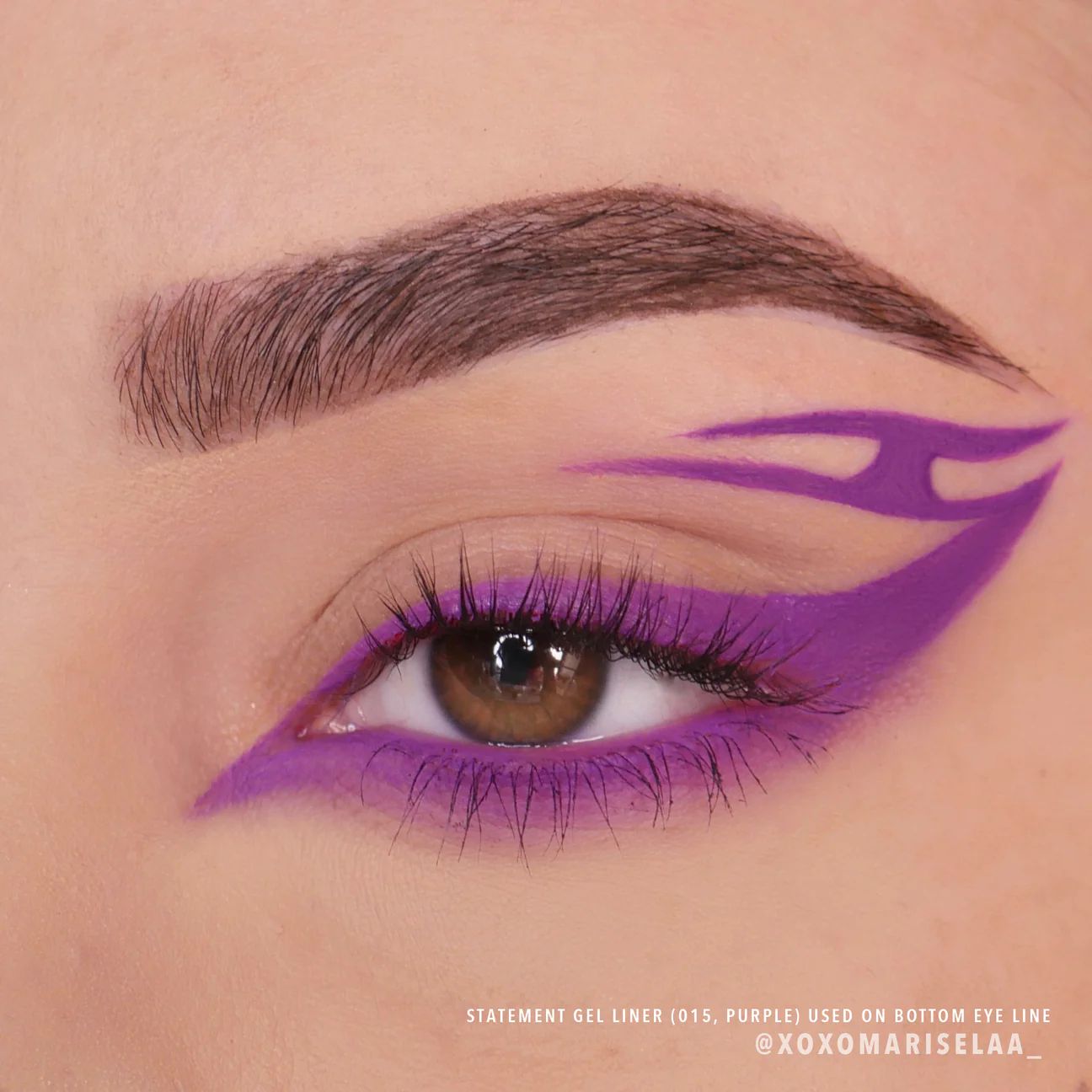 Delineador Eye Catching Dip 11 "Grape"