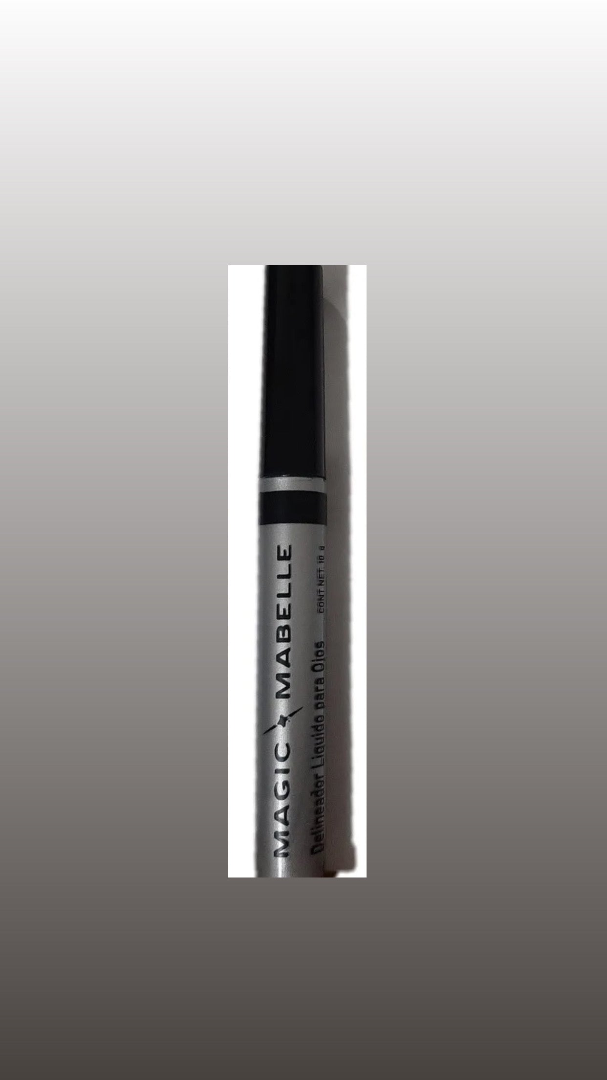 Delineador Magic Mabelle "Gris"