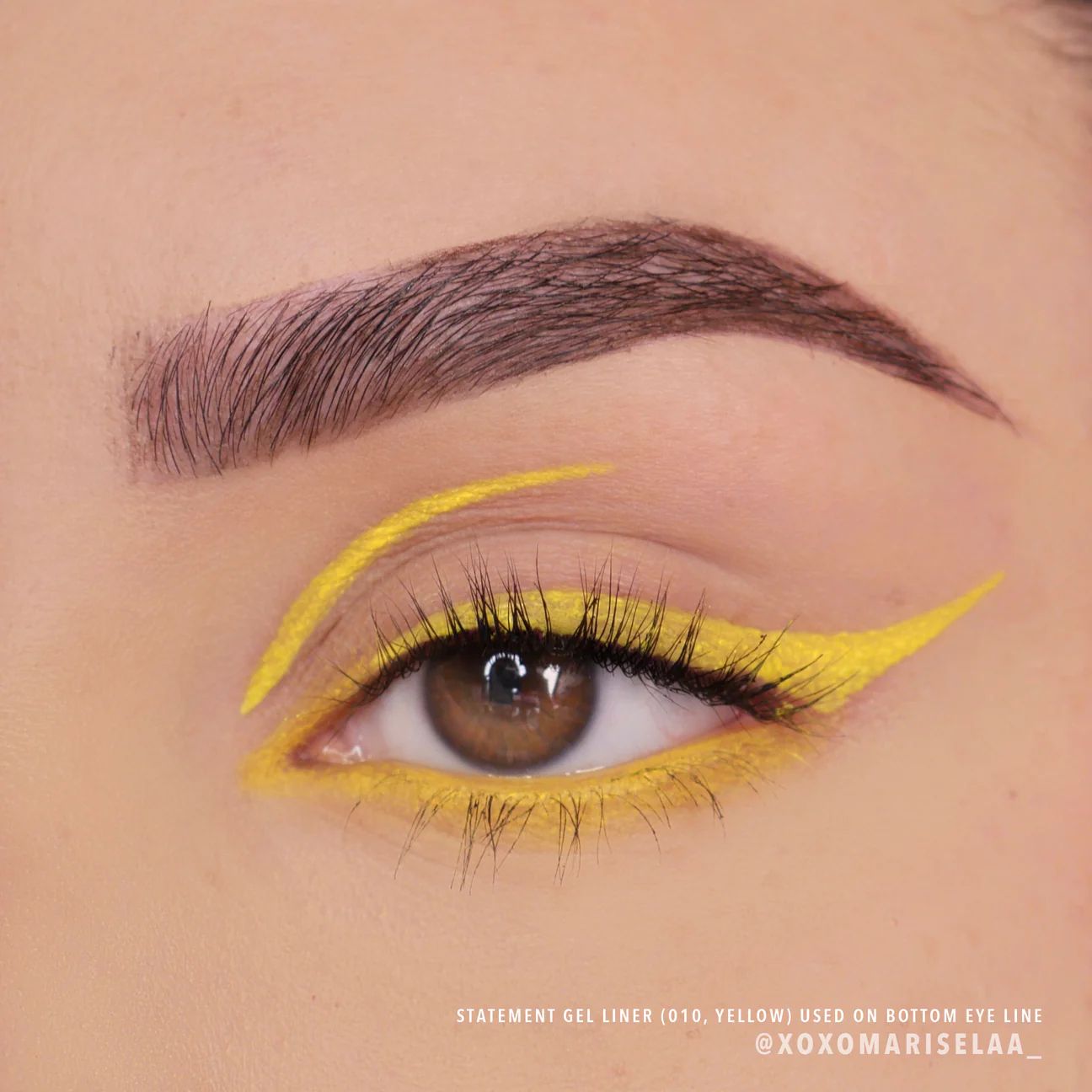 Delineador Eye Catching Dip 18 "Amarillo"