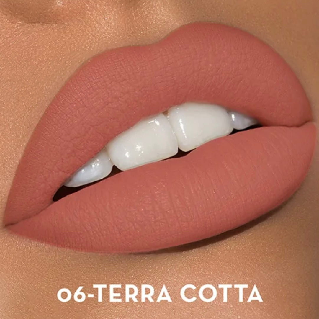 Labial Barra Matte “ Terra Cotta 06”