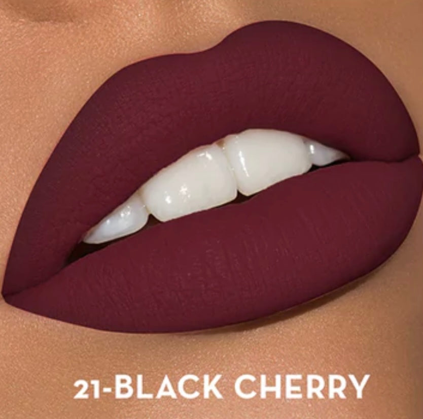 Labial Barra Matte “ Black Cherry 21”
