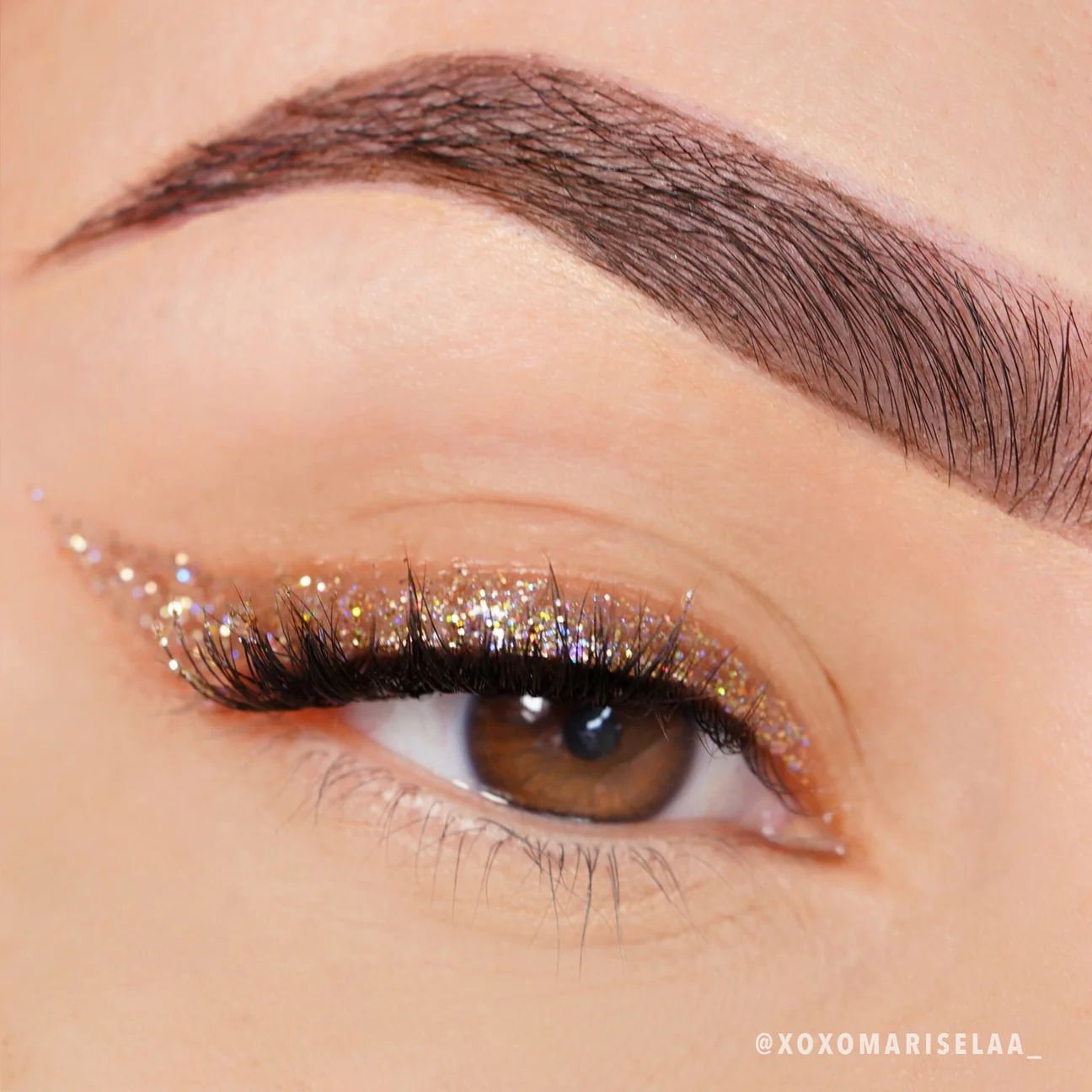 Delineador Liquido con Glitter 11 "Stellar"