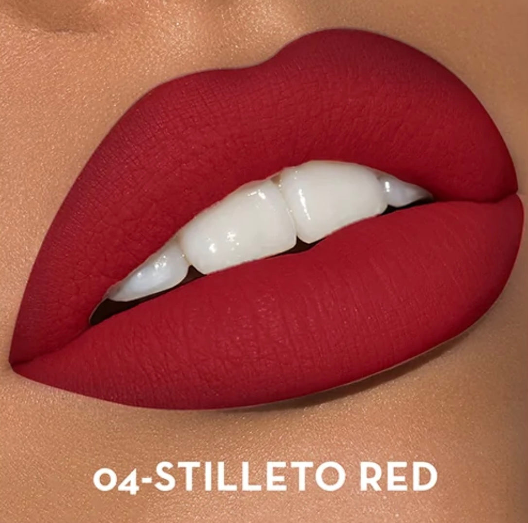 Labial Barra Matte “Stiletto Red 04 “
